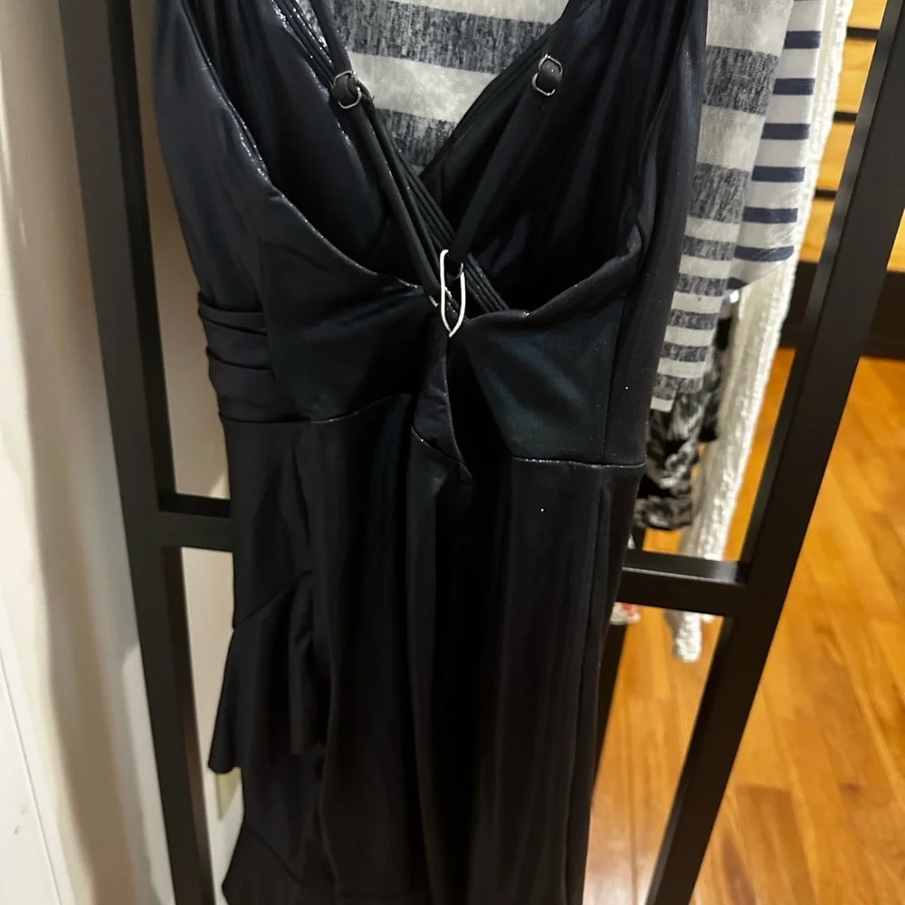 HALARA Elegant Black Mini Dress - Picture 2 of 4